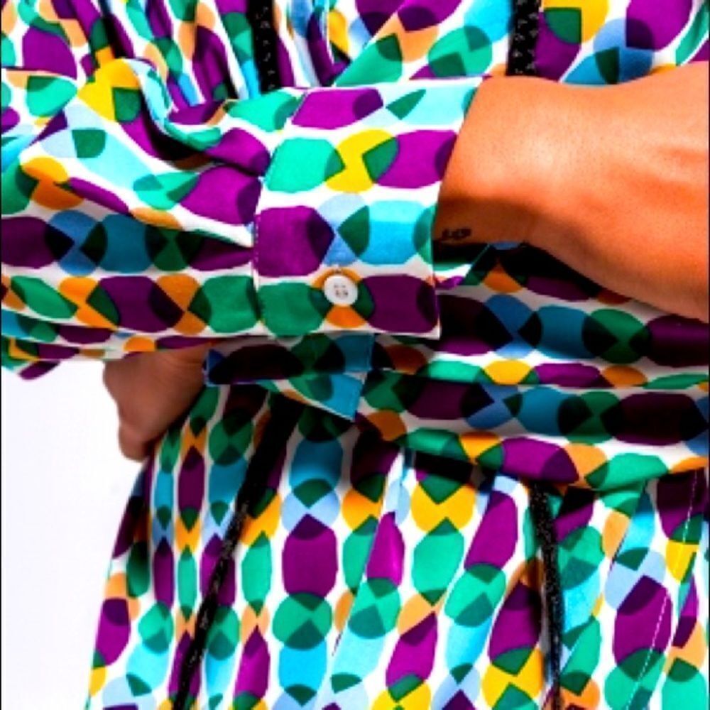 Q2 Geo Print Tie Waist Button Front Dress